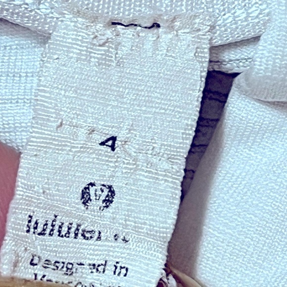 Lululemon Athletica Tank Button up Sz 4 Women - Picture 6 of 6